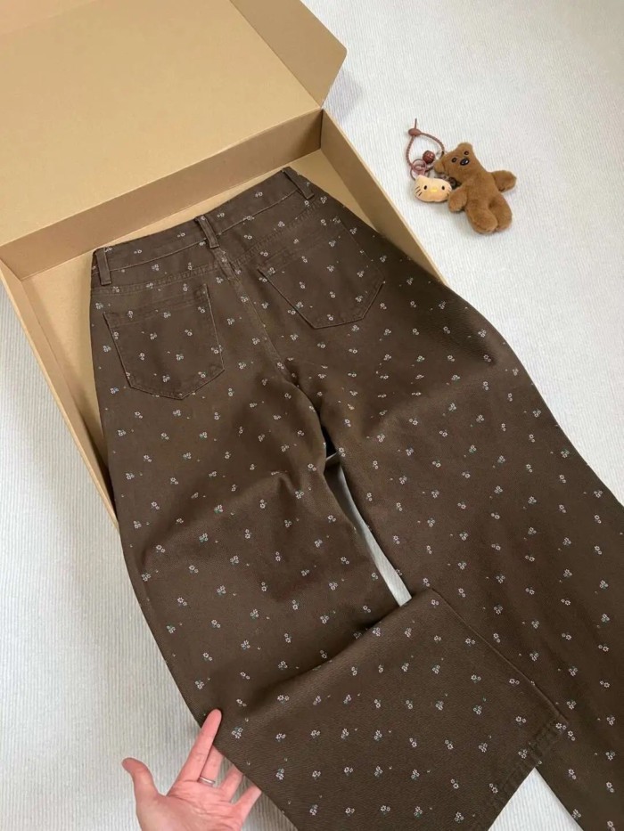 Quần jeans thẳng thiết kế hoa màu nâu cho nữ mùa xuân dáng rộng eo cao thon gọn ống rộng quần