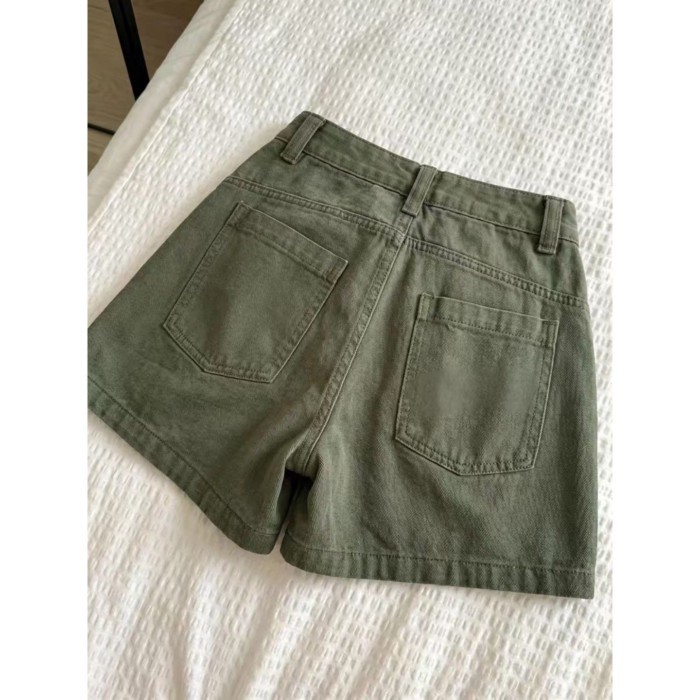 Quần short bảo hộ lao động màu xanh quân đội cho nữ mùa hè mới cao cấp thon gọn chữ A thường ngà