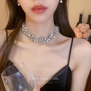 Flash Kim Cương Xoắn Vòng Cổ Nữ Cao Cấp R Cổ Trang Sức Tính Khí Xương Đòn Dây Xích Sang Trọng