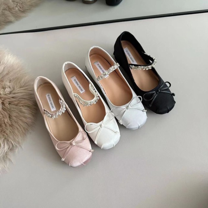 phiên bản kim cương giả cao hơn 5cm Pháp giày ba lê nữ satin nơ nông miệng Mary Jane giày