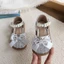 Giày Sandal Bé Gái Bao Đầu Đính Hạt Cườm Pha Lê Giày Mùa Hè Mới Bé Gái Giày Công Chúa Kim Cương