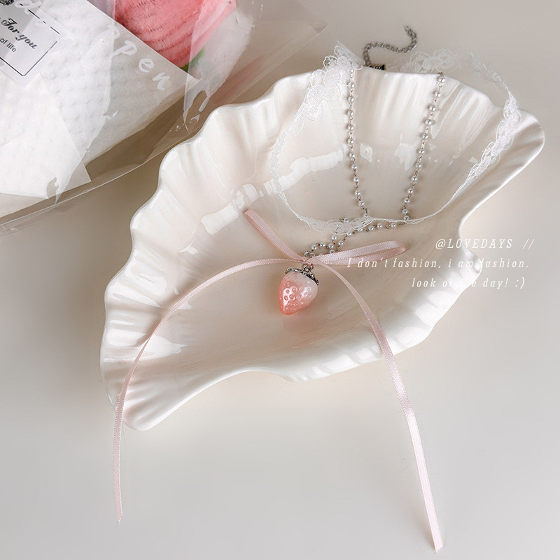 Bow Ren Neckband Mặt dây chuyền dâu tây Vòng cổ hai lớp
