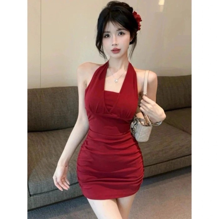 Váy quây hở lưng đẹp dành cho nữ mùa hè dây chuyền dáng ôm cổ yếm váy ngắn ôm hông