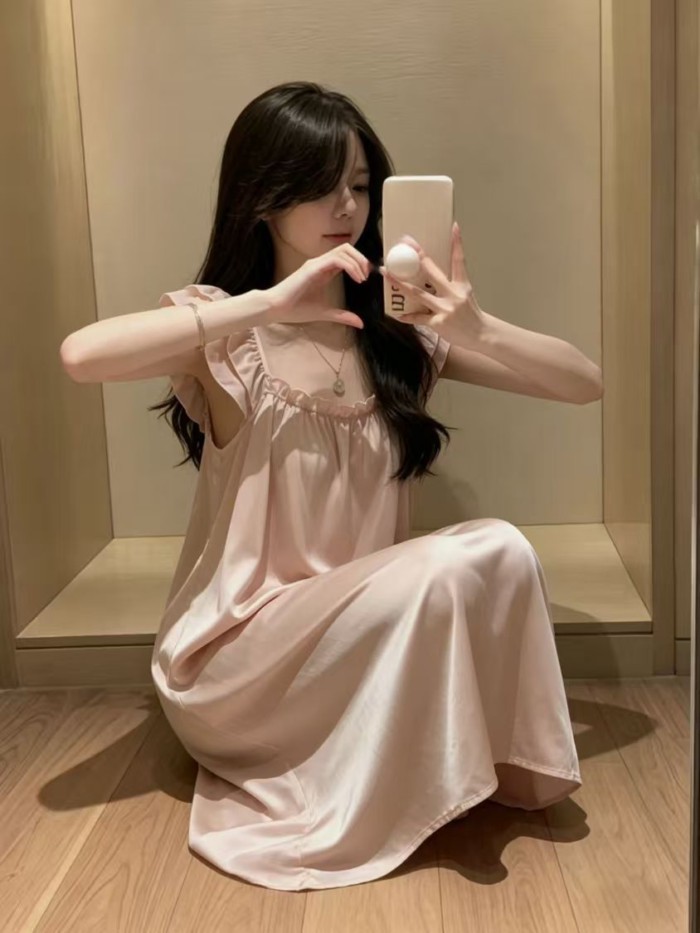 Váy ngủ mùa hè mới, dài vừa phải, nhẹ nhàng sang trọng, váy ngủ lụa băng có đệm ngực, váy ngủ