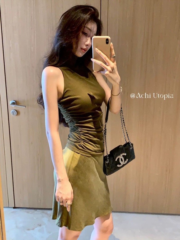 Áo vest không tay cổ cao nửa đơn giản kiểu Hàn Quốc dành cho nữ mùa hè, đồ bên trong sành điệu có t