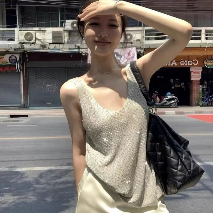 Áo yếm cổ chữ V đính kim cương nóng bỏng bùng nổ dành cho nữ cao cấp nhẹ nhàng sang trọng mặc