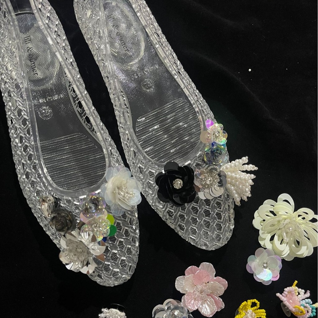 Phong Cách Mới Jelly Giày Lỗ Giày Hoa Đính Kim Sa Lấp Lánh Hoa Khóa Giày Ba Chiều