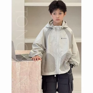 bộ quần áo chống nắng nhẹ cho bé trai, chống tia cực tím kiểu dáng mỏng có mũ trùm đầu thông thư