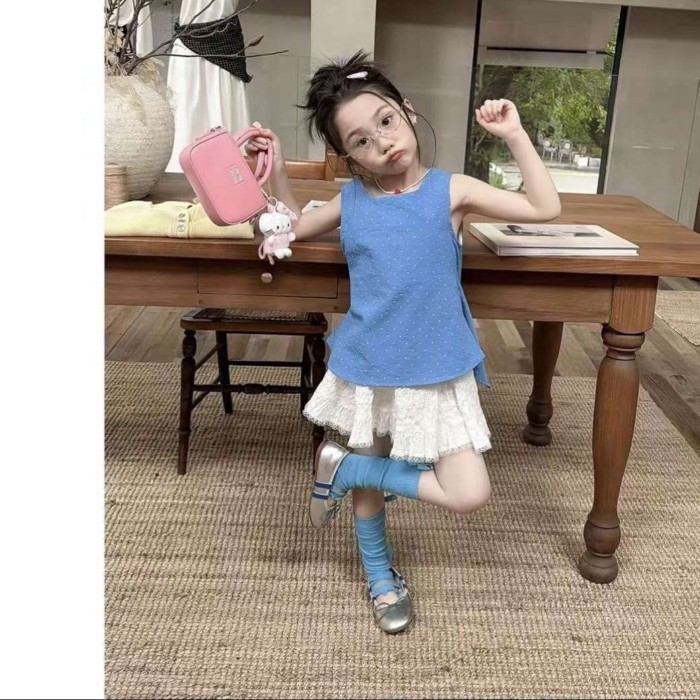 Quần áo trẻ em phong cách Hàn Quốc thiết kế bé gái áo vest không tay chấm bi váy ren Bộ đồ ha