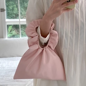 Túi Niche Yunduo 2025 Mới Xếp Ly Thời Trang Đơn Giản Túi Xách Di Động Nhẹ Sang Trọng Phong Cách Lười