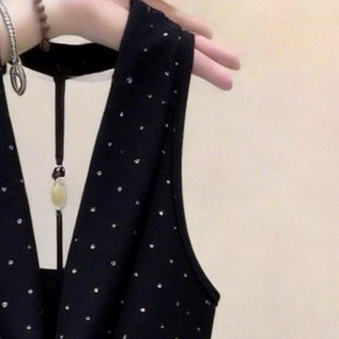 chấm bi dây cổ áo vest nữ mỏng ngày lễ phong cách gợi cảm thuần khiết Desire hở lưng Pháp không