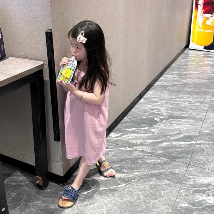 Summer Super Cute, Western And Sweet Style Children's Embroidered Tank Top Girl's Dress Baby