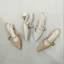 Sandal nữ mùa hè mới, da mềm đa năng, gót dày, đế mềm, khí chất, giày mũi nhọn mũi nông phong