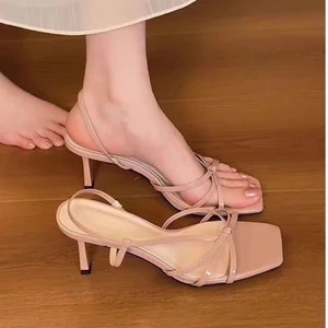 Giày cao gót quai ngang phong cách cổ tích, sandal mũi vuông hở mũi đa năng khí chất