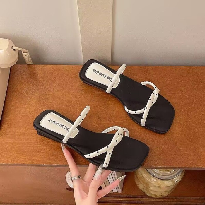 Giày sandal đế dày đế rộng cho nữ, dép đế dày mùa hè mặc cùng váy đi biển