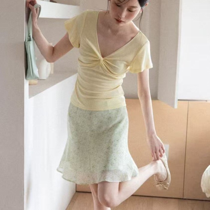 Váy hoa xanh kiểu Pháp dành cho nữ mùa hè Váy ngắn giảm béo phù hợp