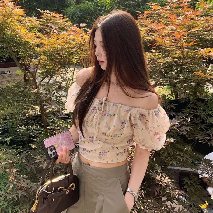 New French Romantic Floral Women's Puff Sleeves Sweet Top Waisted Short Top Summer New Produc