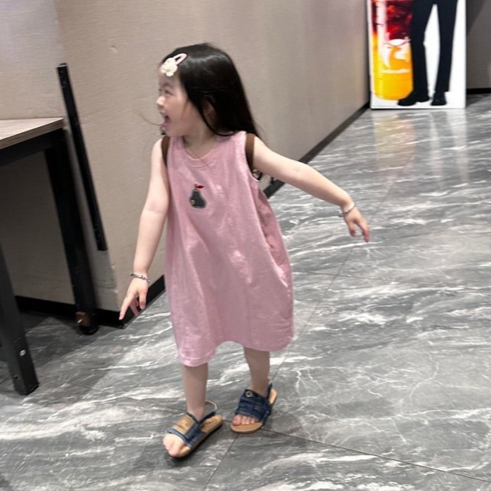 Summer Super Cute, Western And Sweet Style Children's Embroidered Tank Top Girl's Dress Baby