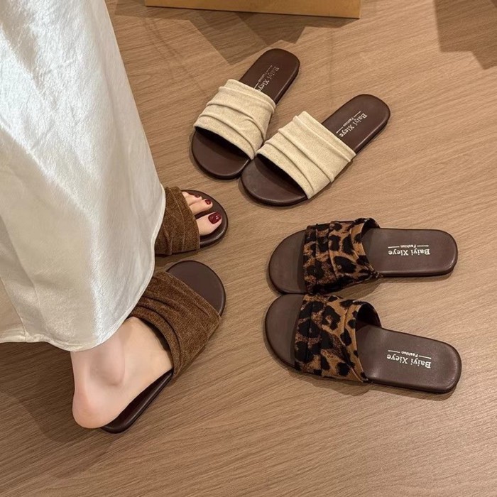 Giày sandal đế bệt xếp ly cho nữ mùa hè, dép đế bệt đi biển không gây mỏi chân.