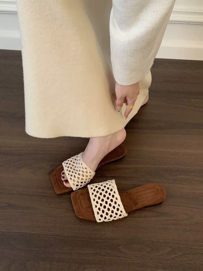 đôi sandal dệt theo phong cách nghỉ dưỡng cổ điển của Pháp dành cho nữ đi mùa hè mới dép đế bằng