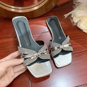 Dép mùa hè, giày nữ size lớn, khí chất kim cương giả, dép cổ tích, nơ thời trang, dép sành điệu