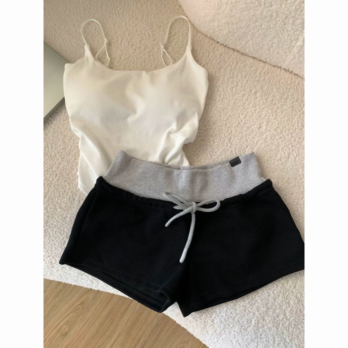 Đồ ngủ gợi cảm có miếng đệm ngực cho bé gái, quần short có dây đeo cho ham muốn thuần khiết v