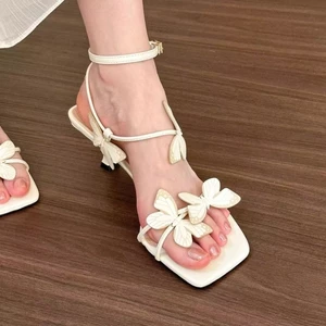 Tính khí cổ tích phong cách cổ tích Giày cao gót La Mã dành cho nữ mùa hè và mùa thu phong cách