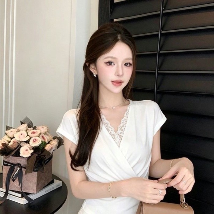 Áo thun thiết kế Hàn Quốc Hàn Quốc dành cho nữ mùa hè, nhẹ nhàng và trưởng thành, áo thun ngắ