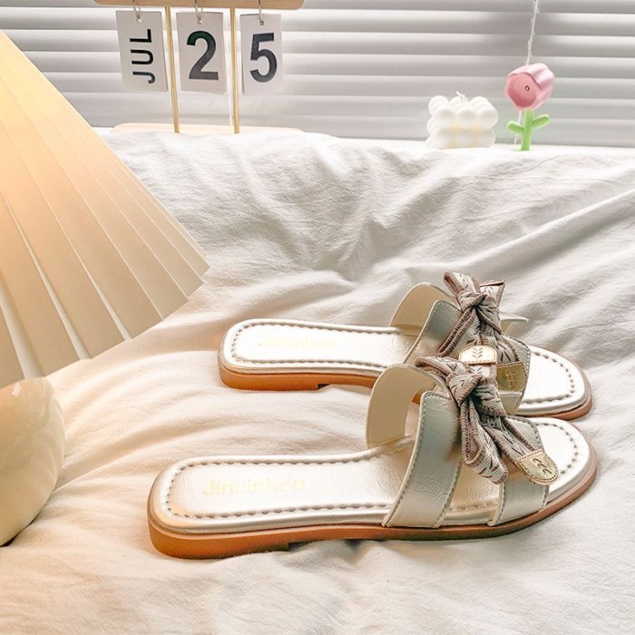 Sandal kiểu Pháp đẹp cho nữ mặc làm áo khoác ngoài mùa hè, phong cách cổ tích thời trang với chân v