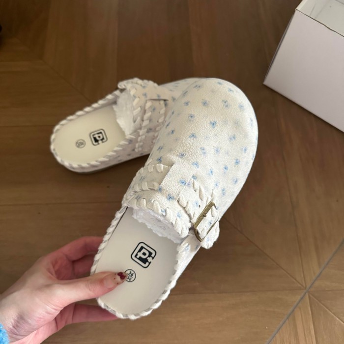 Những đôi Birkenstocks một chân và nửa dép đẹp để phụ nữ mặc làm áo khoác ngoài vào mùa hè. G
