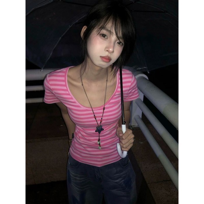 Áo thun ngắn tay dopamine tương phản phối màu sọc cổ lớn của Mỹ Áo phông ngắn đa năng trực qu