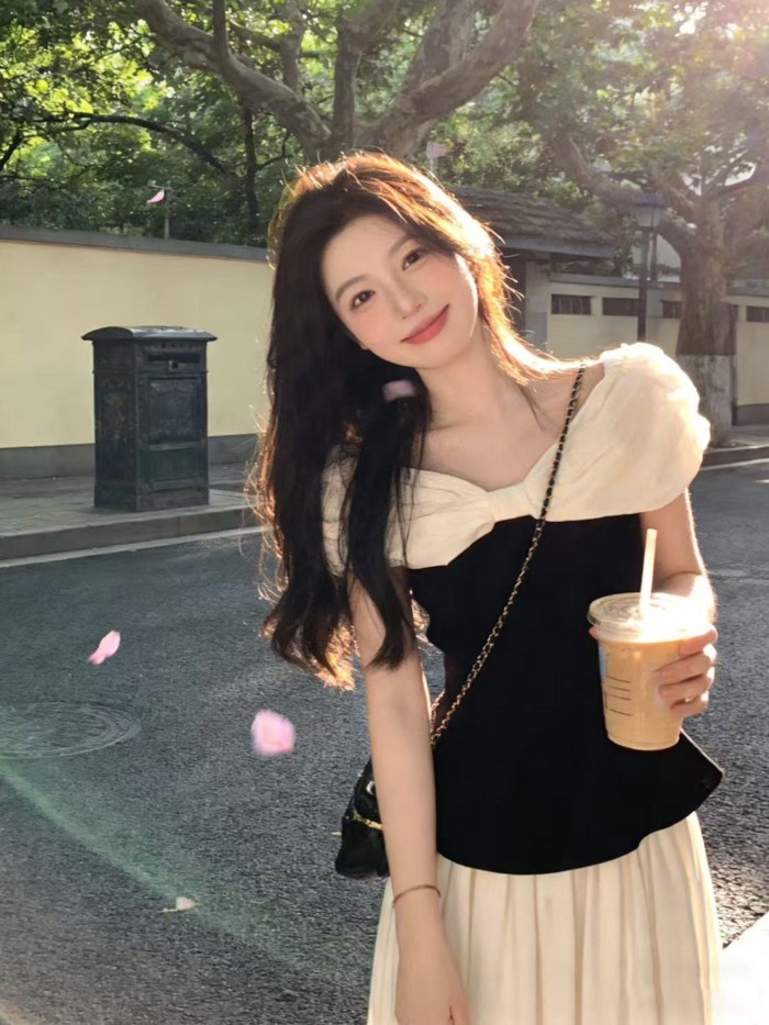 French Puff Sleeves, Bow, One-word Collar Shirt, T-shirt, Women's Summer New Style, Waist Slim