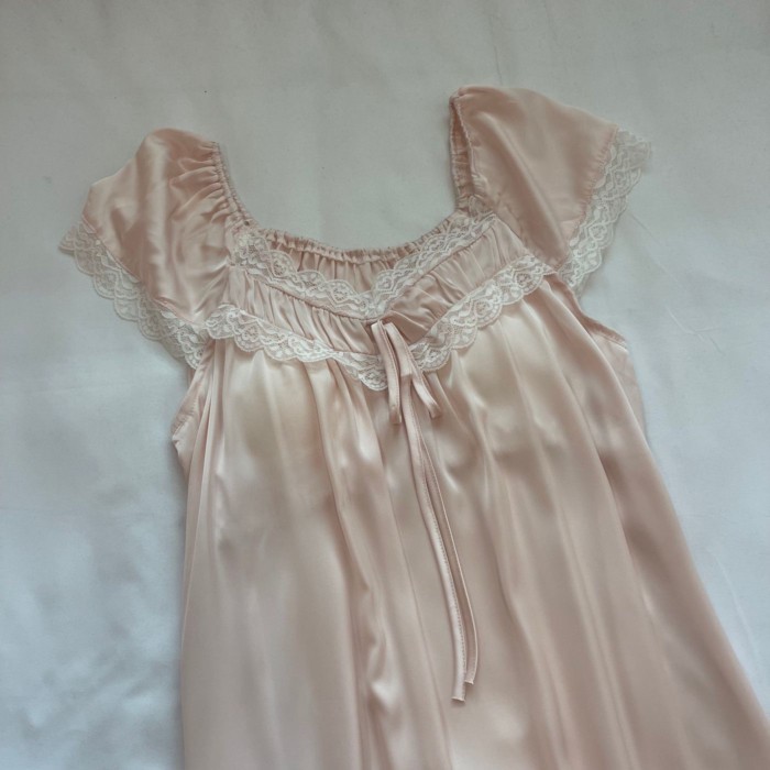 Girls' Pure Desire Ice Silk Váy ngủ màu hồng Bộ đồ ngủ nữ ren công chúa gợi cảm Quần áo ở nhà
