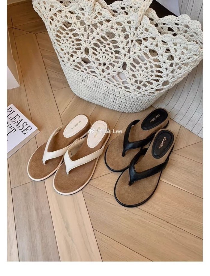 FLXEY/tăng 4,5 cm ~ Dép xỏ ngón phong cách đi nghỉ mát thông qua giày sandal gót nhọn mùa hè dành c