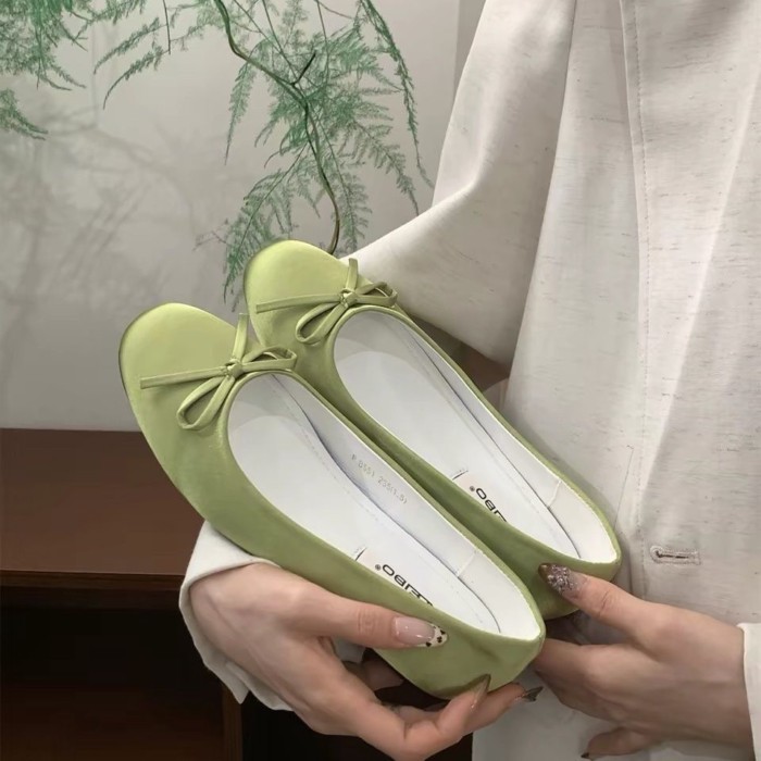 đôi giày đế bằng phong cách múa ba lê màu xanh dành cho nữ mùa hè phong cách mới satin nơ giày đ