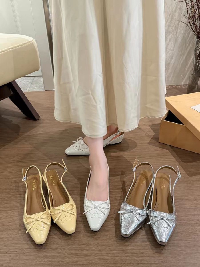 Phong cách đất hoang mùa hè đơn giản và đa năng một chân rỗng mũi tròn dày gót nêm gót nhọn Dép mũi