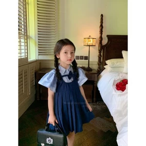 Bộ đồ có dây đeo phong cách đại học dành cho nữ sinh mới vừa và lớn của trẻ em áo sơ mi tay b