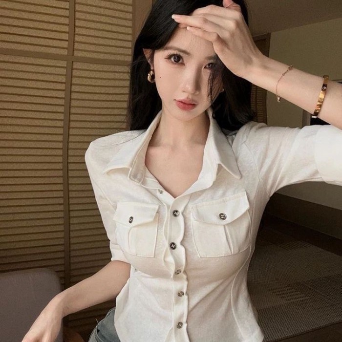 Áo sơ mi công sở đa năng cổ polo trắng, một hàng khuy, thời trang và dáng ôm, áo đơn giản để mặc bê