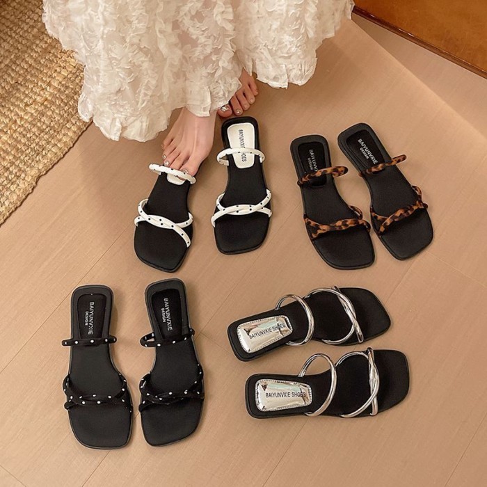 Giày sandal nêm chấm bi cao cấp của Pháp dành cho nữ, giày mũi vuông đế thấp mùa hè kèm váy, dép và