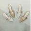 Sandal nữ mùa hè mới, da mềm đa năng, gót dày, đế mềm, khí chất, giày mũi nhọn mũi nông phong