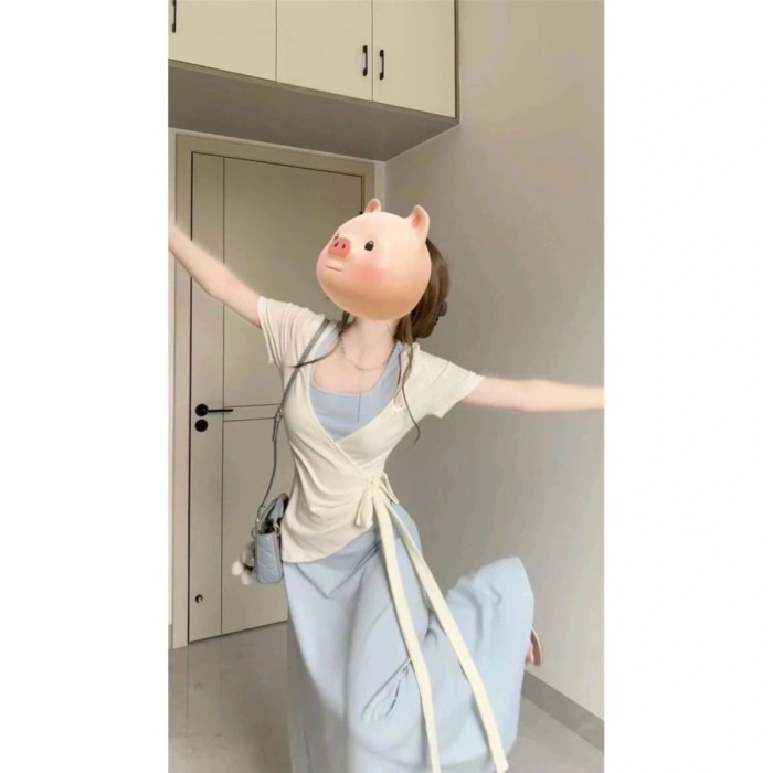 Đầm hai dây dành cho nữ mùa hè phong cách mới váy dài eo giảm béo dây đeo chéo thêu hàng đầu