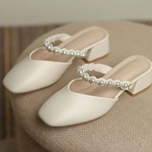 Giày Sandal Nữ Mùa Hè Ngọc Trai Pháp Gió Buổi Tối Nhẹ Nhàng Tiên Dày Gót Vừa Bao Đầu Nửa Kéo Cho Nữ