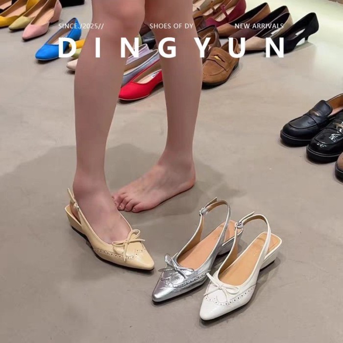 Phong cách đất hoang mùa hè đơn giản và đa năng một chân rỗng mũi tròn dày gót nêm gót nhọn Dép mũi
