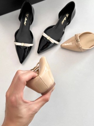 Mới Màu Đen Nơ Mũi Nhọn Đáy Bằng Thời Trang Rỗng Nông Miệng Bao Đầu Giày Sandal Nữ