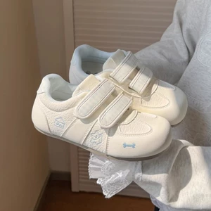 Giày Velcro rèn luyện đạo đức hoạt hình cho nữ, giày thể thao học sinh đế dày, giày trắng đa