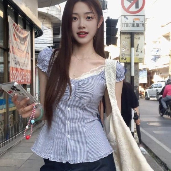 Korean New Sweet Summer Striped Short-sleeved Shirt Slimming Waist Pleated Top Design