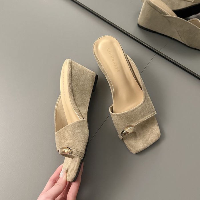 Giày sandal đế vuông mũi vuông đa năng phong cách retro dành cho nữ mang bên ngoài thông nửa dép