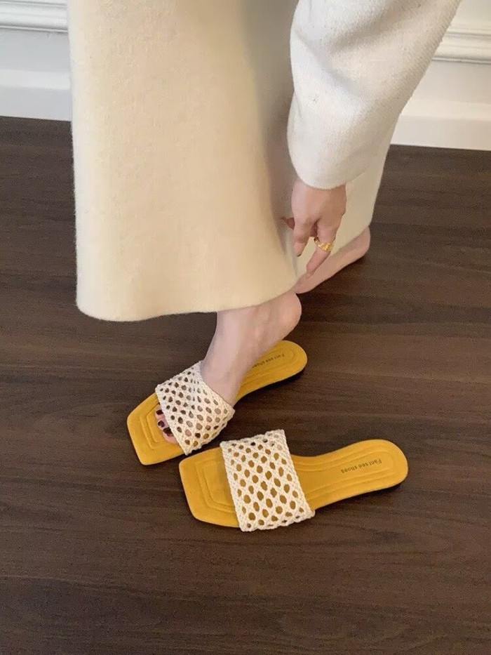 đôi sandal dệt theo phong cách nghỉ dưỡng cổ điển của Pháp dành cho nữ đi mùa hè mới dép đế bằng