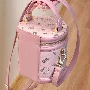 Túi Hello Kitty Bucket, Đa năng, Họa tiết in cổ điển, Túi cao cấp, Đeo chéo dành cho nữ