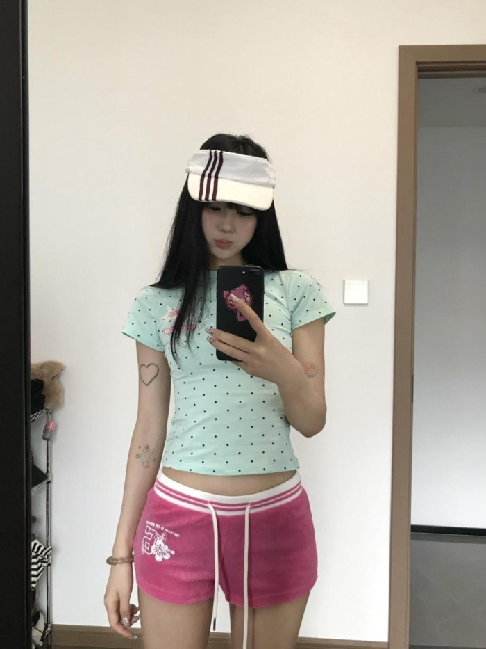 Quần short màu hồng phối màu Mỹ  dành cho nữ, quần ống rộng dây rút cạp thấp, thể thao đa năng
